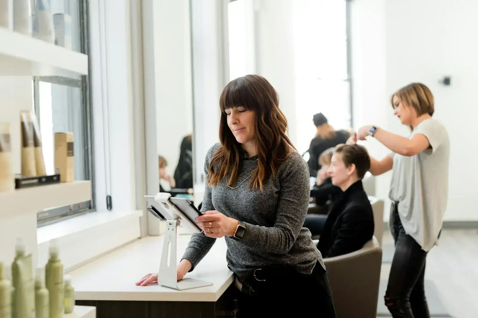 Friseursoftware Vergleich 2026: Worauf Salons wirklich achten sollten