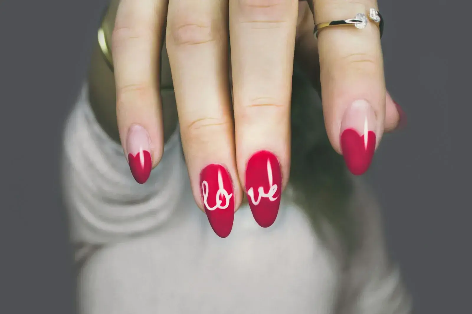 Digitale Kundenkartei im Nagelstudio: Farben, Allergien und Verlauf dokumentieren