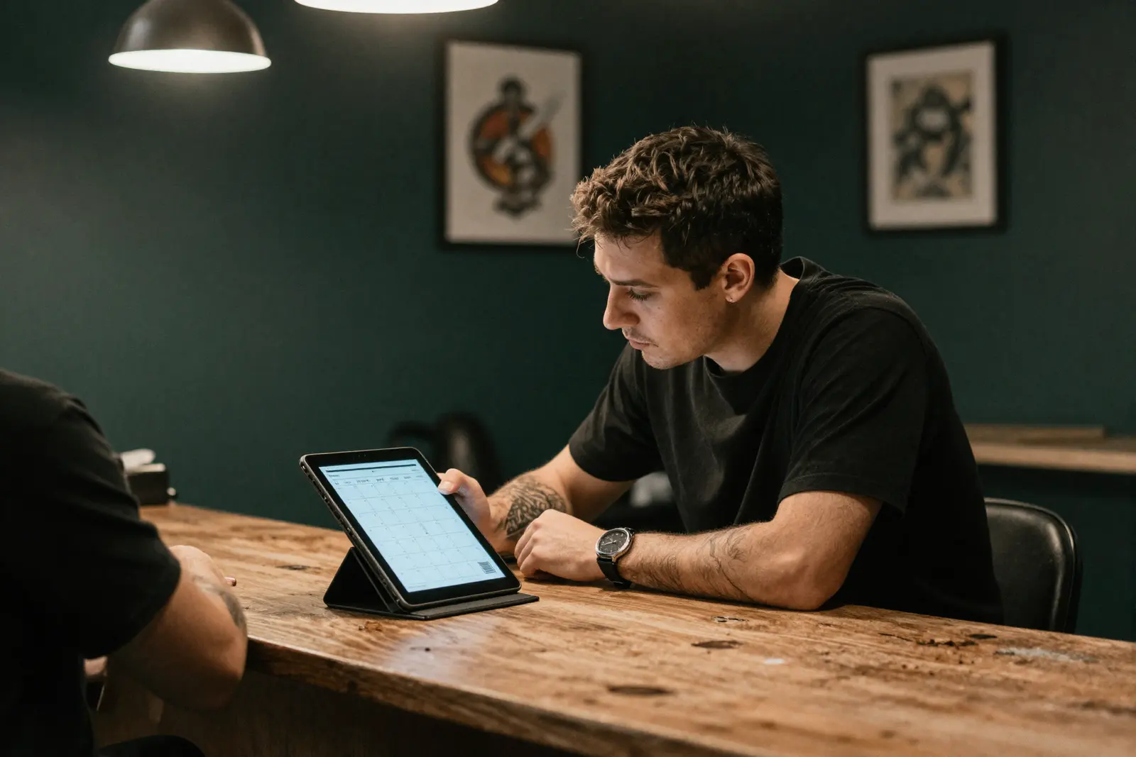Tattoo-Studio-Software für Beratung, Termine und Künstlerprofile